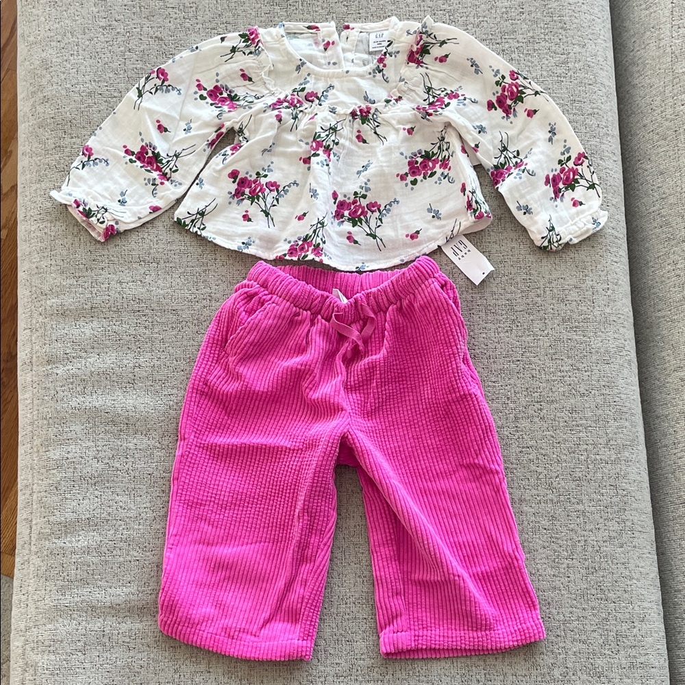 GAP Floral Top and Bright Pink Pants Set
